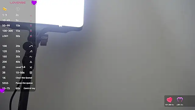 emmydurant online show from November 18, 2025, 8:01 pm