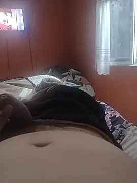 Santiagoqro85 online show from November 23, 2025, 2:27 pm