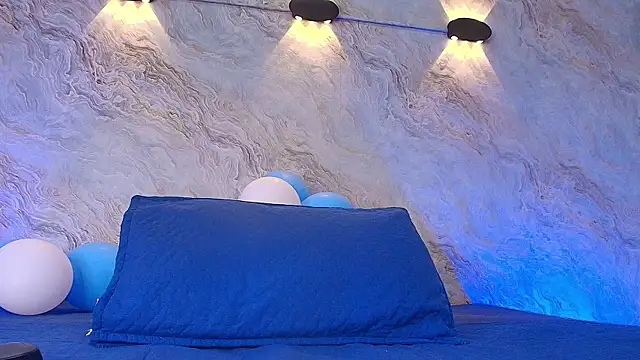 abbyrouss  online show from September 26, 2025, 3:13 am