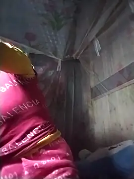 -Xuka-200 online show from December 22, 2025, 1:11 pm