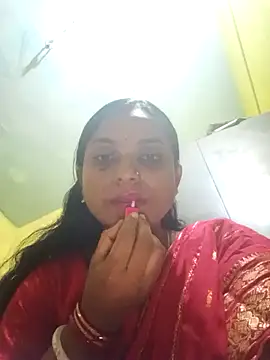 Snapshot of Notyriya7 chatting on December 17, 2025, 1:38 pm Notyriya7 online show from December 17, 2025, 1:38 pm