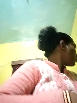 Snapshot of Notyriya7 chatting on December 22, 2025, 2:44 am Notyriya7 online show from December 22, 2025, 2:44 am