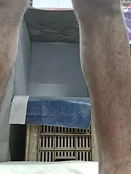 Snapshot of Famit025 chatting on December 4, 2025, 4:17 pm Famit025 online show from December 4, 2025, 4:17 pm