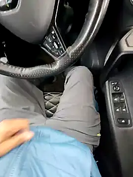 Snapshot of Famit025 chatting on January 7, 2026, 6:18 am Famit025 online show from January 7, 2026, 6:18 am