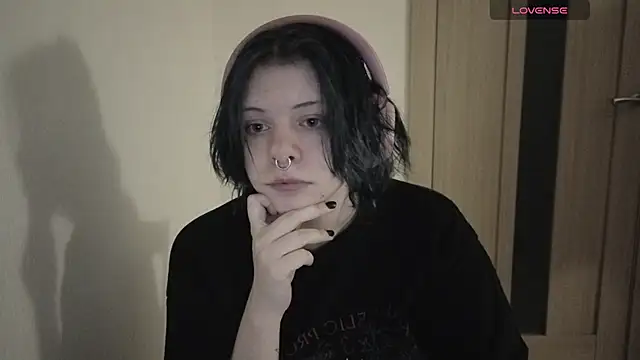 Snapshot of Alice_Zev chatting on July 25, 2026, 11:44 pm Alice Zev online show from July 25, 2026, 11:44 pm