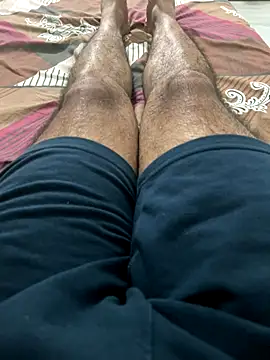 sunnu 97  online show from November 11, 2025, 12:44 pm