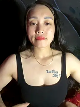 chipp-bong online show from October 26, 2025, 1:44 pm