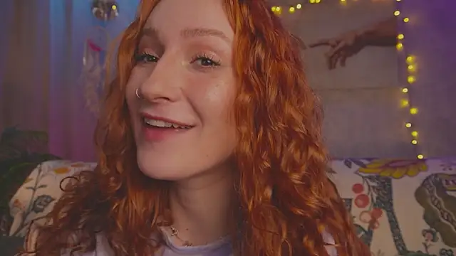 Snapshot of Charming_winky chatting on November 5, 2025, 4:10 pm Charming winky online show from November 5, 2025, 4:10 pm