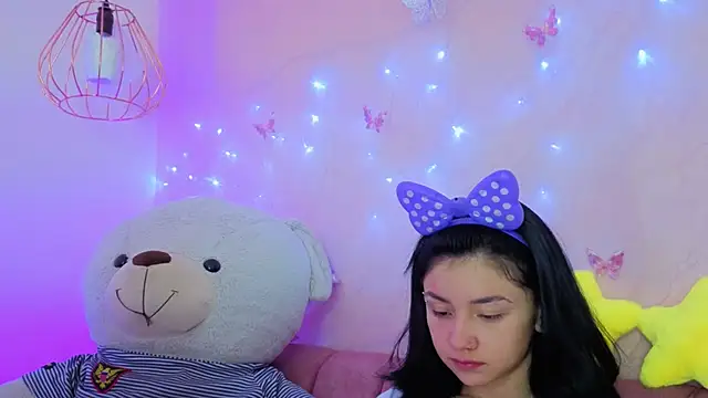 april bennett online show from January 8, 2026, 12:55 pm