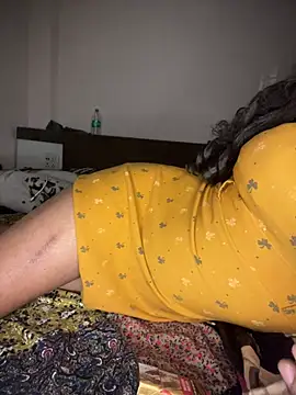 pranjal00000 online show from April 13, 2026, 2:21 pm