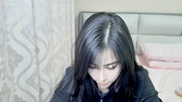Snapshot of XIAOYU7-2025 chatting on October 15, 2025, 1:19 pm XIAOYU7-2025 online show from October 15, 2025, 1:19 pm