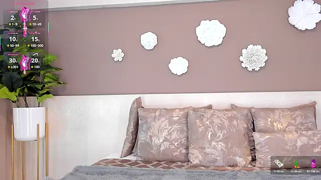 VictoriaShelby online show from November 23, 2025, 11:53 am