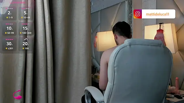 Snapshot of matti_de_lucaa chatting on October 30, 2025, 5:43 pm matti de lucaa online show from October 30, 2025, 5:43 pm