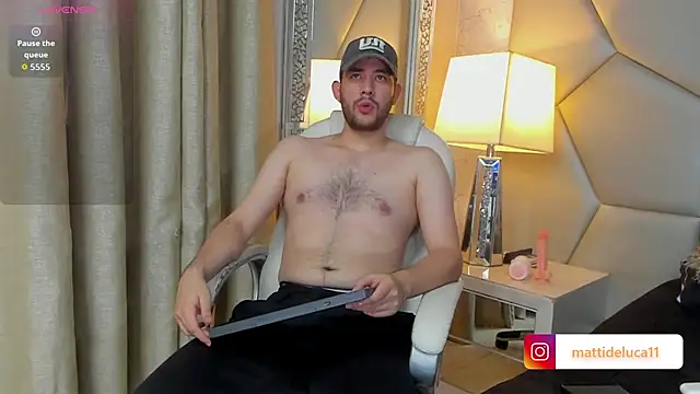 Snapshot of matti_de_lucaa chatting on September 19, 2025, 5:50 pm matti de lucaa online show from September 19, 2025, 5:50 pm