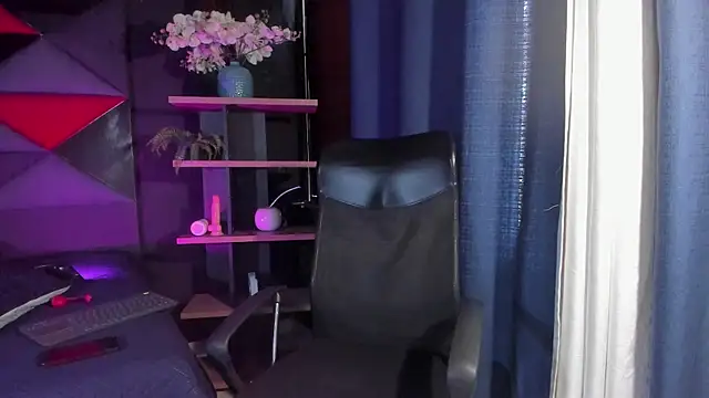 Snapshot of matti_de_lucaa chatting on September 27, 2025, 5:41 pm matti de lucaa online show from September 27, 2025, 5:41 pm