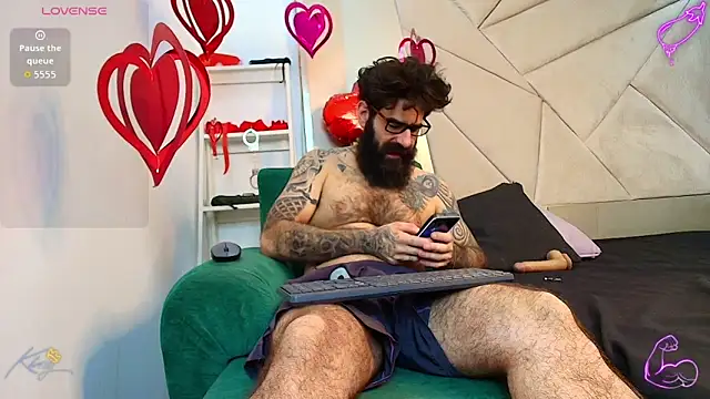 Snapshot of Harald_Smed chatting on February 14, 2026, 1:33 pm Harald Smed online show from February 14, 2026, 1:33 pm