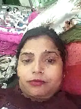 Hot-Pooja25 online show from April 8, 2026, 4:52 pm