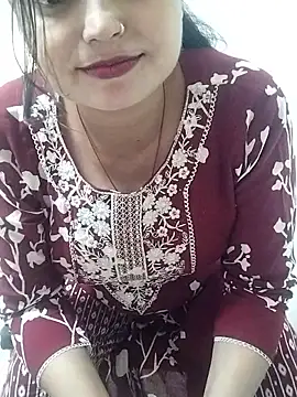 Hot-Pooja25 online show from March 25, 2026, 5:51 am