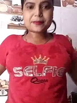 Hot-Pooja25 online show from March 15, 2026, 1:12 am