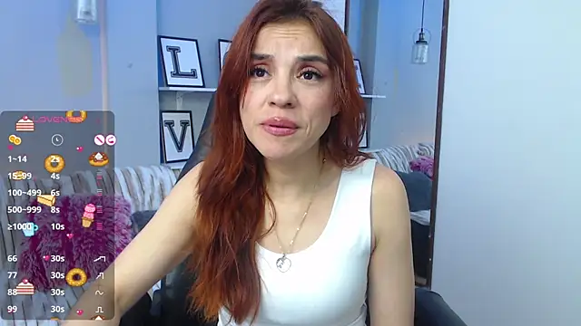 KendallWood  online show from April 11, 2026, 10:57 pm