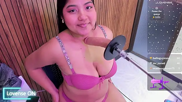 mysticlatina1 online show from October 24, 2025, 11:53 am