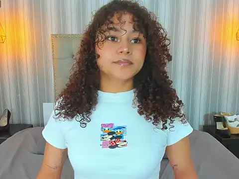 Sofiapassionne online show from March 10, 2026, 1:48 pm