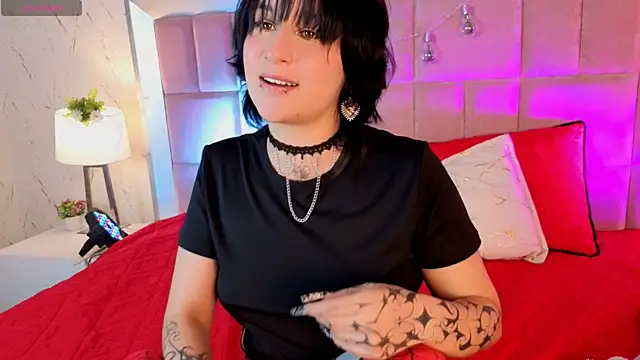 RobinBennett online show from April 19, 2026, 6:10 pm