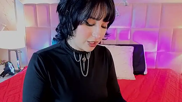 Snapshot of RobinBennett chatting on April 25, 2026, 1:41 pm RobinBennett online show from April 25, 2026, 1:41 pm