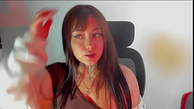 SofiaBermudez online show from February 3, 2026, 1:27 am