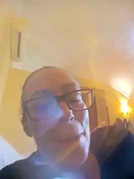 Astrid3 online show from October 22, 2025, 2:49 pm