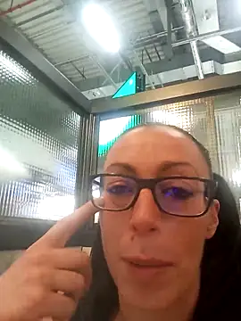 Astrid3 online show from October 21, 2025, 4:50 pm