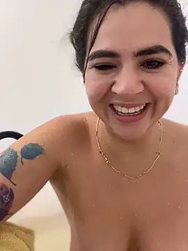 Gringo XXX Latina online show from November 23, 2025, 4:00 am