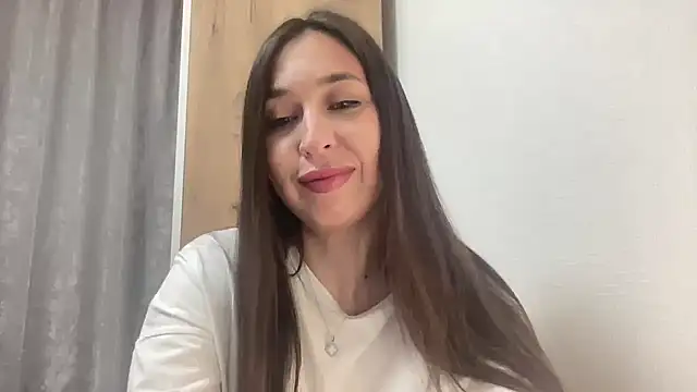 Orvina online show from May 25, 2026, 11:25 pm