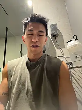 gooodboiii online show from March 9, 2026, 3:04 pm