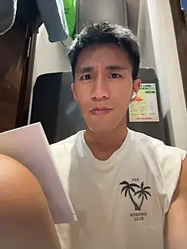 gooodboiii online show from March 26, 2026, 3:32 pm