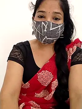 Snapshot of Girl_071 chatting on October 11, 2025, 8:26 am Girl 071 online show from October 11, 2025, 8:26 am