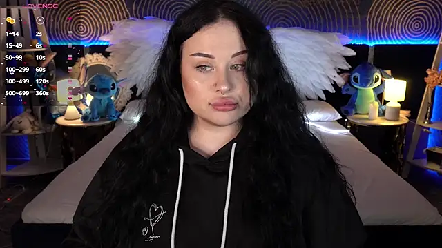 SerahMirabeli online show from November 22, 2025, 7:46 pm