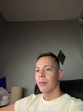 Snapshot of dimitryivanovv chatting on September 14, 2025, 6:36 am dimitryivanovv online show from September 14, 2025, 6:36 am