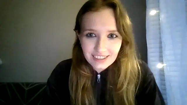 Snapshot of Zivora chatting on July 2, 2026, 7:31 pm Zivora online show from July 2, 2026, 7:31 pm