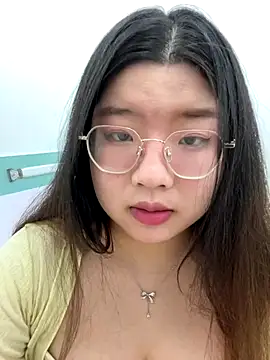 xxwang20 online show from November 6, 2025, 1:26 pm