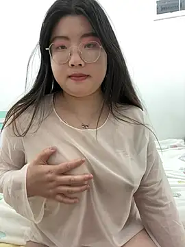 Snapshot of xxwang20 chatting on March 4, 2026, 6:04 pm xxwang20 online show from March 4, 2026, 6:04 pm