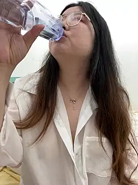 Snapshot of xxwang20 chatting on February 25, 2026, 3:56 pm xxwang20 online show from February 25, 2026, 3:56 pm