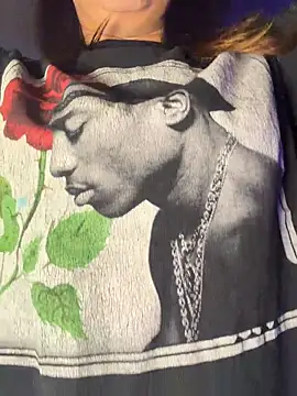 shortywidaphatty online show from November 17, 2025, 1:26 pm