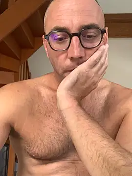 Marronglace1 online show from September 29, 2025, 2:34 pm