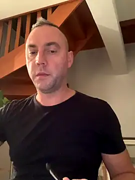 Marronglace1 online show from November 16, 2025, 4:56 pm