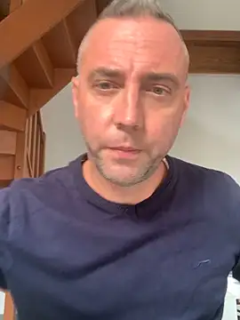 Marronglace1 online show from October 1, 2025, 8:08 am