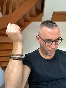 Marronglace1 online show from October 7, 2025, 3:13 pm