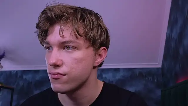 MarkShot  online show from November 13, 2025, 4:55 pm