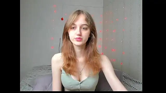 dreamy pollyyy online show from May 22, 2026, 4:32 am