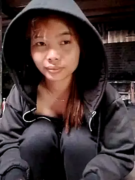 Huyen x online show from March 16, 2026, 1:35 am